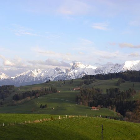 Bed And Breakfast Gantrisch Cottage Ferienzimmer Rueggisberg Exterior photo